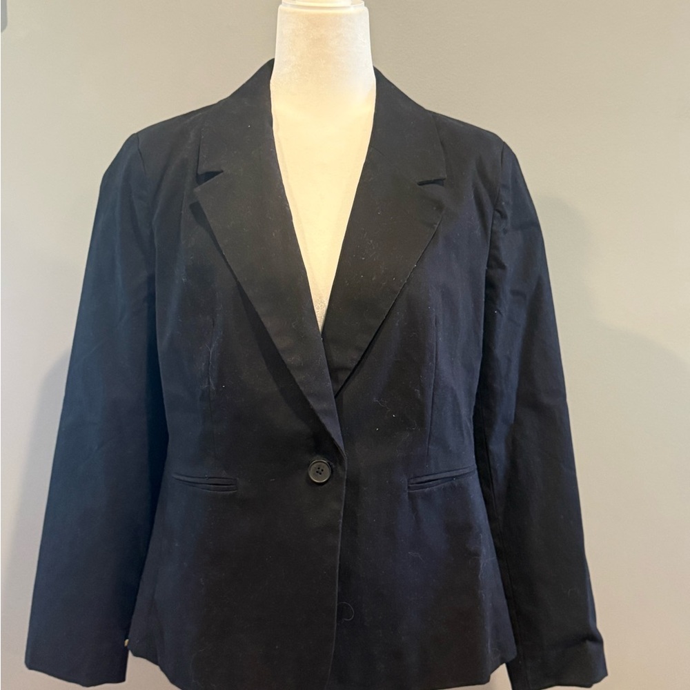 *PRE-OWNED* Free Assembly Women’s Size L Single Breasted Blazer